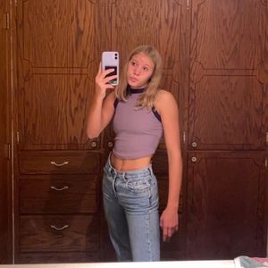 Meet your Posher, Akasha